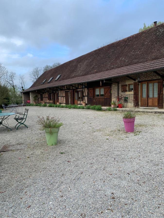 La Ferme D'Aristide Bed & Breakfast Saillenard Ngoại thất bức ảnh