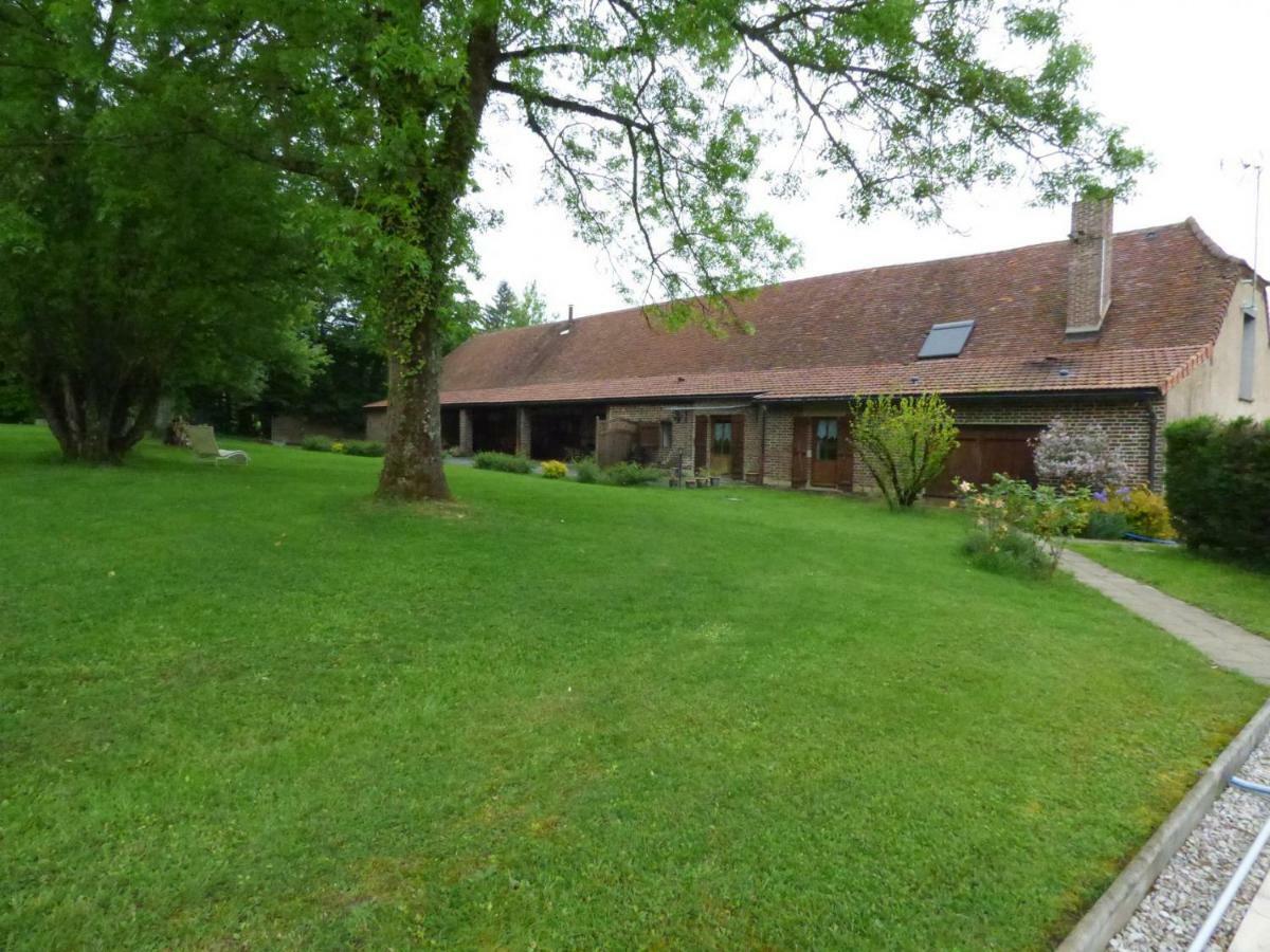 La Ferme D'Aristide Bed & Breakfast Saillenard Ngoại thất bức ảnh